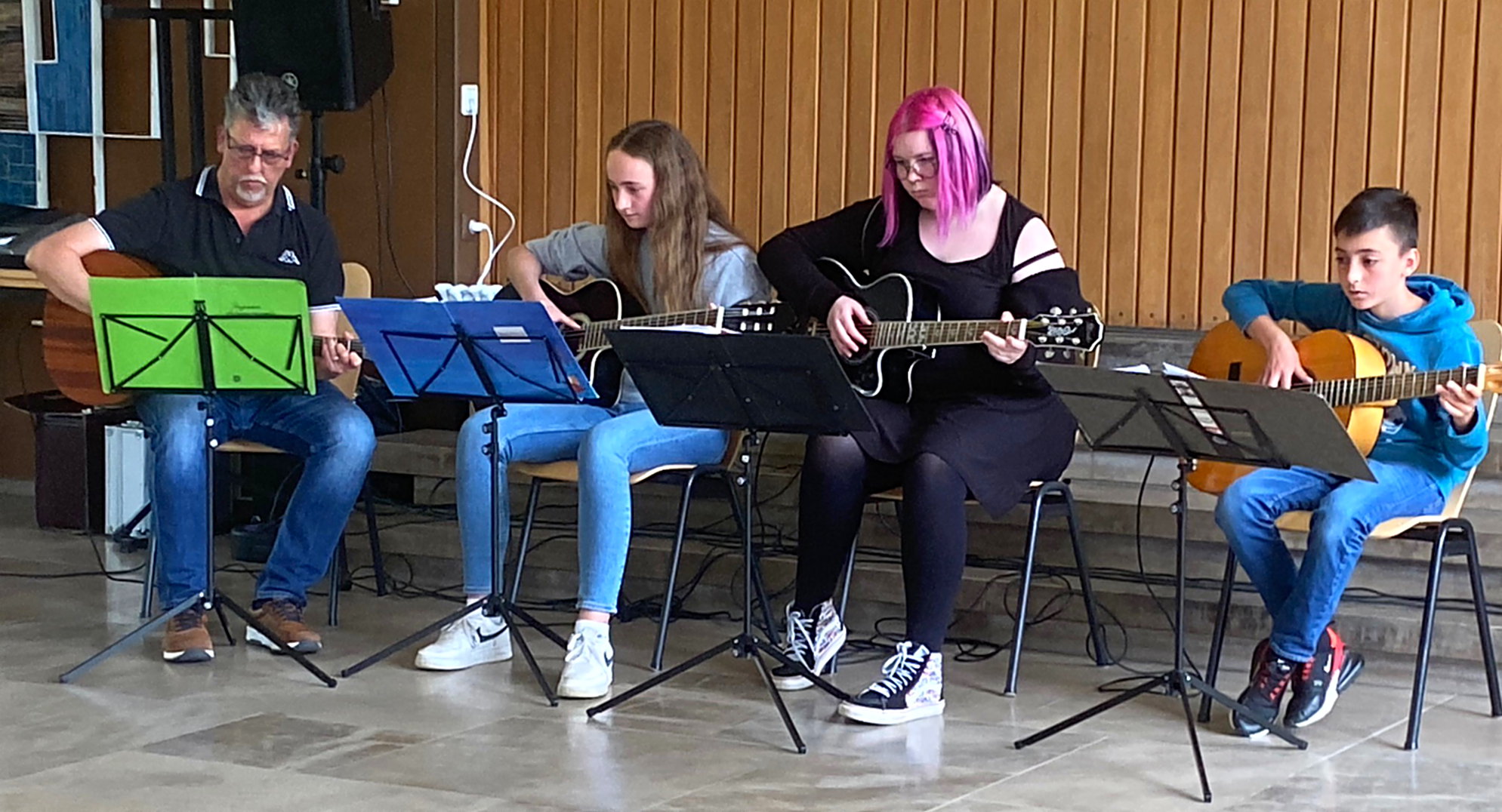 Gitarrengruppe der Kreismusikschule Osterode, Goettingen