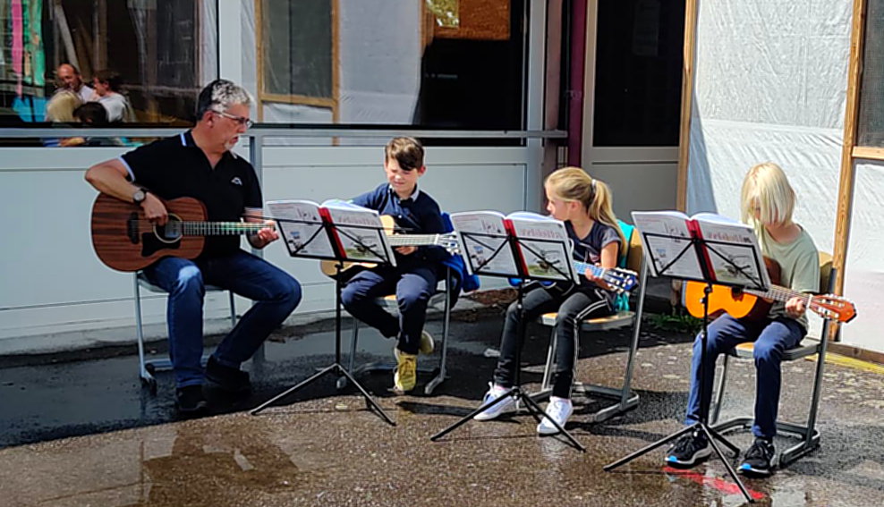 Gitarrengruppe der Kreismusikschule Osterode