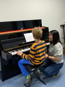 Tag der offenen Tür der Kreismusikschule in Hann. Münden, Klavierstunde